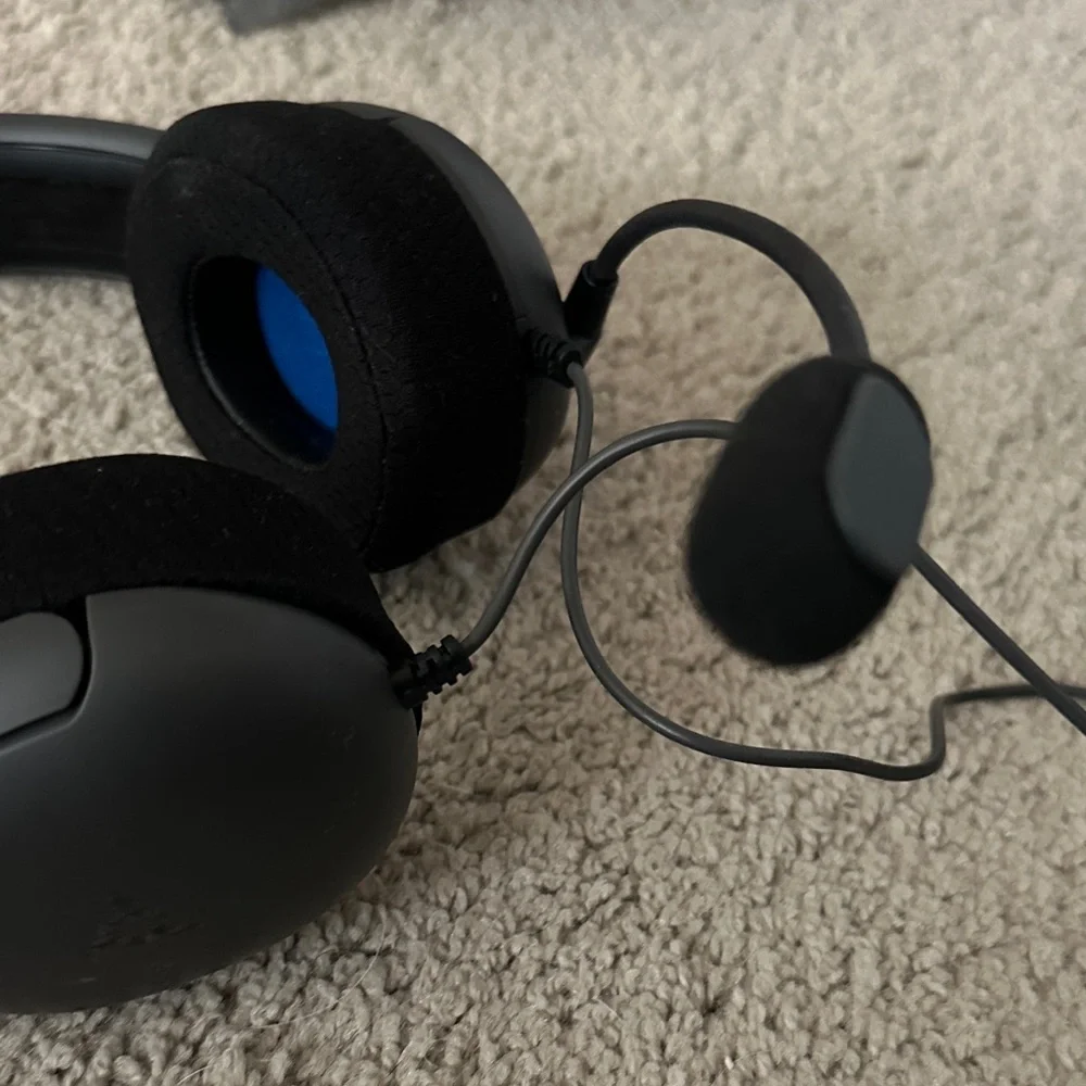 PlayStation Wired Gaming Headset w/ Mic – Gray/Black | 3.5 mm Jack